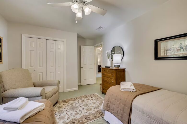 Large Family-Friendly Home in Prime Augusta Location - Augusta, Georgia