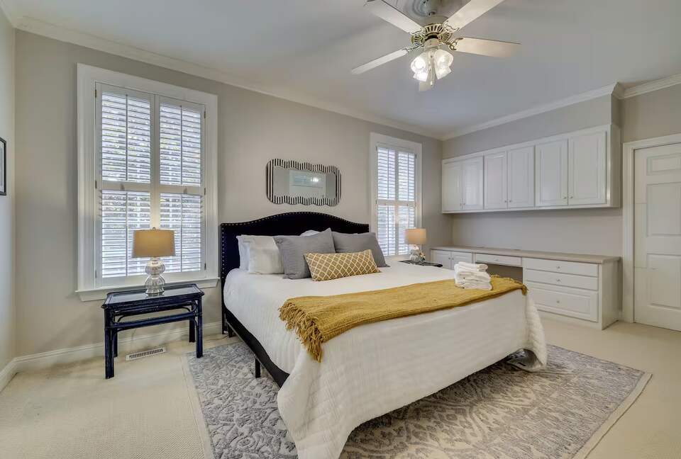 Large Family-Friendly Home in Prime Augusta Location - Augusta, Georgia