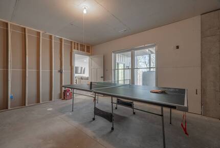 The Curated Treehouse | Private Hot Tub with Trail & Resort Access - Innsbrook, Missouri