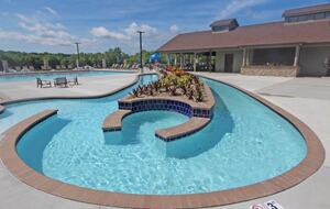 The Curated Treehouse | Private Hot Tub with Trail & Resort Access - Innsbrook, Missouri