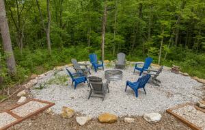 The Curated Treehouse | Private Hot Tub with Trail & Resort Access - Innsbrook, Missouri