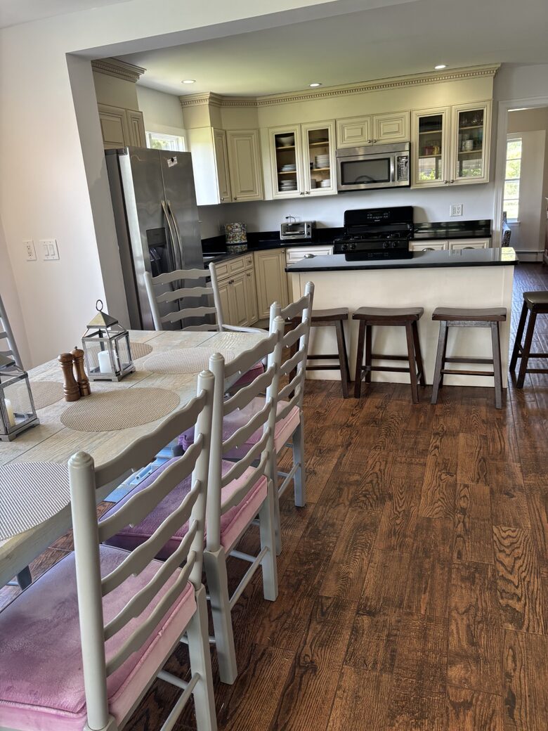 Secluded Westhampton Beach Haven Near the Water - Westhampton Beach, New York