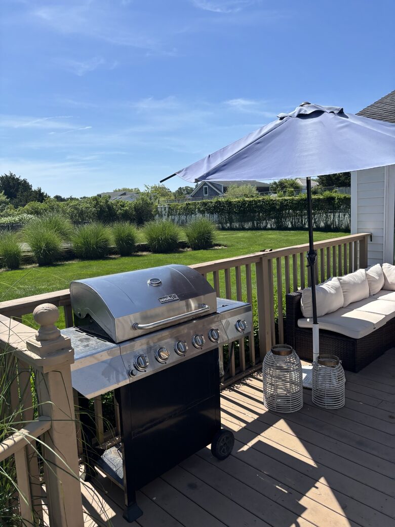 Secluded Westhampton Beach Haven Near the Water - Westhampton Beach, New York