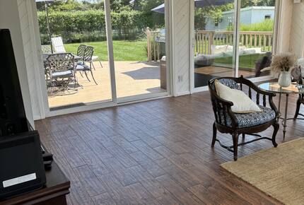 Secluded Westhampton Beach Haven Near the Water - Westhampton Beach, New York