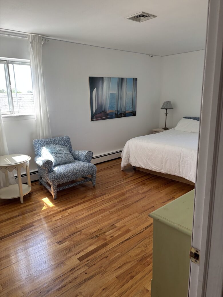 Secluded Westhampton Beach Haven Near the Water - Westhampton Beach, New York