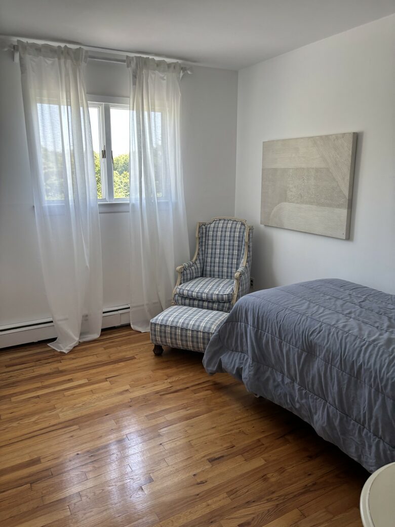 Secluded Westhampton Beach Haven Near the Water - Westhampton Beach, New York