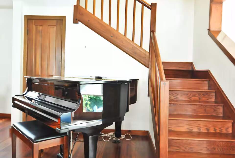 Steps-to-Beach Marina del Rey Home with Ocean-View Rooftop Living - Marina del Rey, California