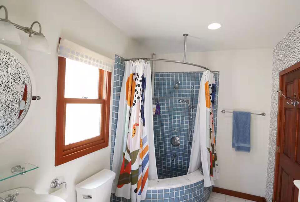 Steps-to-Beach Marina del Rey Home with Ocean-View Rooftop Living - Marina del Rey, California