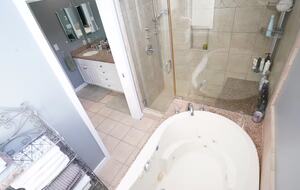 Steps-to-Beach Marina del Rey Home with Ocean-View Rooftop Living - Marina del Rey, California