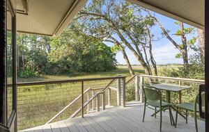 Kiawah Island Inlet Cove Marshview Cottage | 3 min. walk to beach - Johns Island, South Carolina