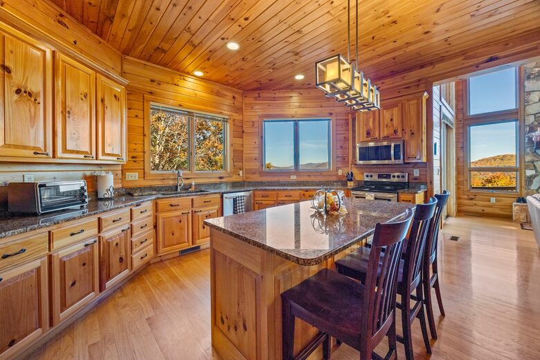 A Private Mountain Home Designed Around Views, Space, and Shared Time - Morganton, Georgia