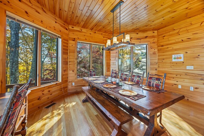 A Private Mountain Home Designed Around Views, Space, and Shared Time - Morganton, Georgia