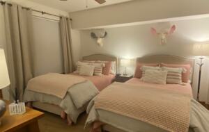 Cozy Village Mountain Retreat for all seasons in Beaver Creek - Edwards, Colorado