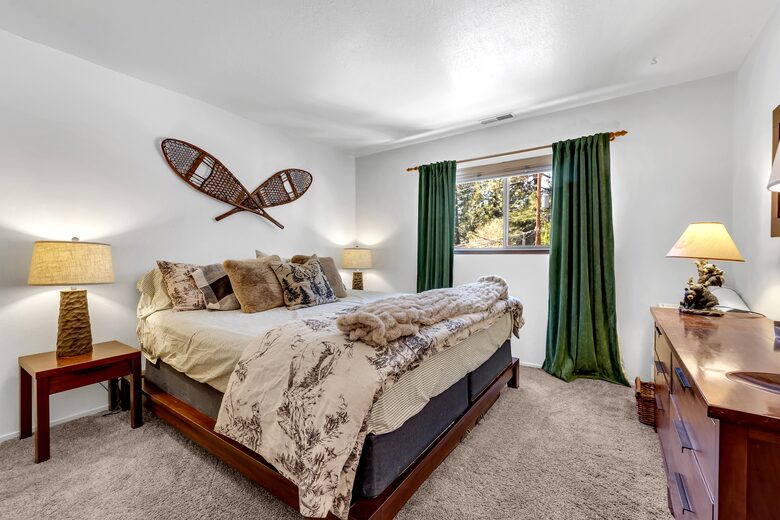 Modern Cabin-Style Condo near Diamond Peak - Incline Village, Nevada