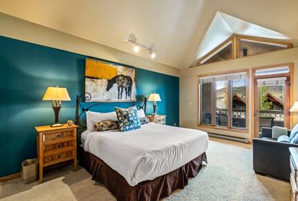 Spacious Trappeur’s Lodge Retreat Near Steamboat Base Area - Steamboat Springs, Colorado