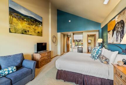 Spacious Trappeur’s Lodge Retreat Near Steamboat Base Area - Steamboat Springs, Colorado