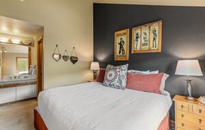 Spacious Trappeur’s Lodge Retreat Near Steamboat Base Area - Steamboat Springs, Colorado