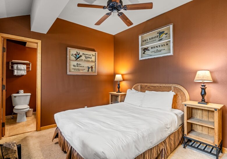 Spacious Trappeur’s Lodge Retreat Near Steamboat Base Area - Steamboat Springs, Colorado