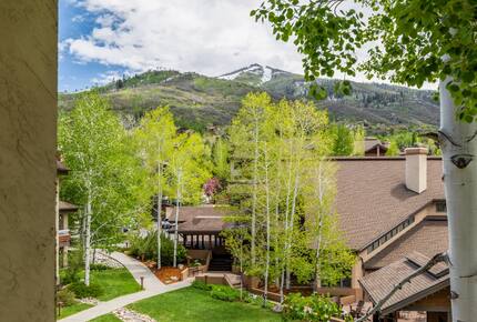 Spacious Trappeur’s Lodge Retreat Near Steamboat Base Area - Steamboat Springs, Colorado