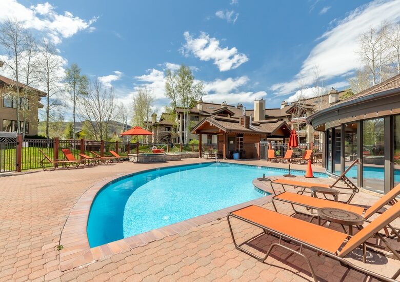 Spacious Trappeur’s Lodge Retreat Near Steamboat Base Area - Steamboat Springs, Colorado