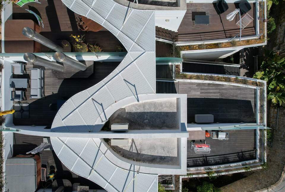 Refined Algarve Coastal Apartment - Almancil, Portugal