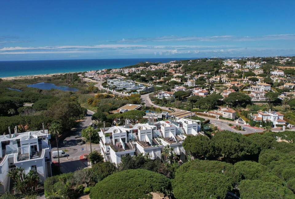 Refined Algarve Coastal Apartment - Almancil, Portugal