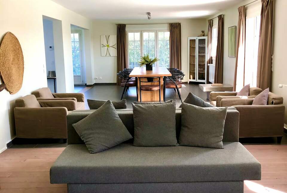 Basque Coast Panorama with Infinity Pool - Urrugne, France