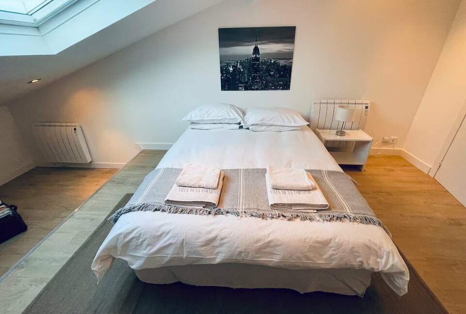 Basque Coast Panorama with Infinity Pool - Urrugne, France