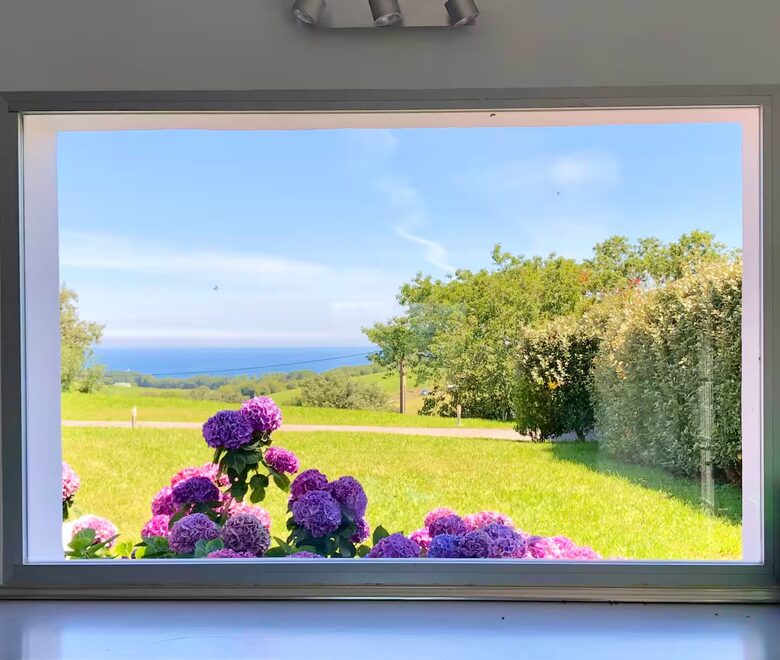 Basque Coast Panorama with Infinity Pool - Urrugne, France
