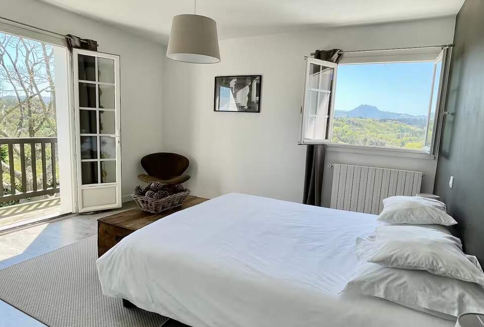 Basque Coast Panorama with Infinity Pool - Urrugne, France