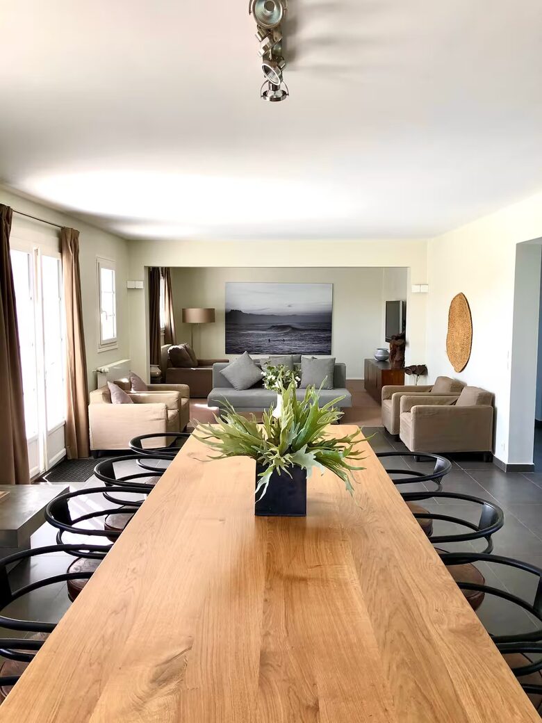 Basque Coast Panorama with Infinity Pool - Urrugne, France