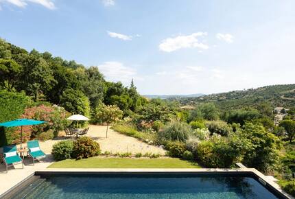 Sea-View Villa Above the Gulf of Saint-Tropez - Roquebrune Sur Argens, France