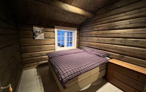 Kvitfjell, Authentic Scandinavian Log Cabin with Ski-Out Access - Fåvang, Norway