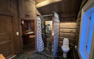 Kvitfjell, Authentic Scandinavian Log Cabin with Ski-Out Access - Fåvang, Norway