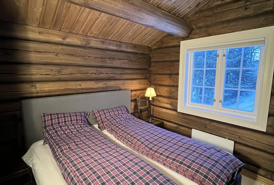 Kvitfjell, Authentic Scandinavian Log Cabin with Ski-Out Access - Fåvang, Norway