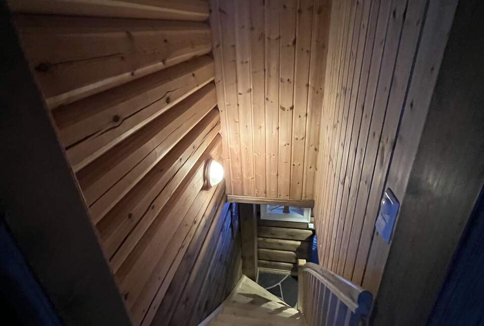 Kvitfjell, Authentic Scandinavian Log Cabin with Ski-Out Access - Fåvang, Norway