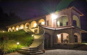 Piedmont Countryside Villa with Pool - Calosso, Italy