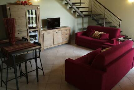 Piedmont Countryside Villa with Pool - Calosso, Italy