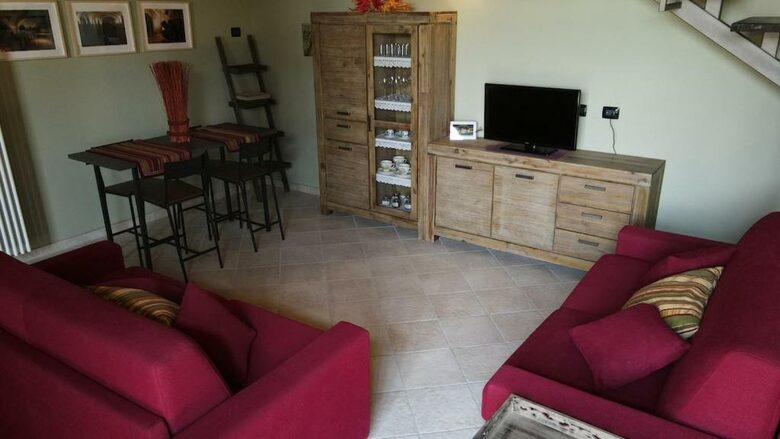 Piedmont Countryside Villa with Pool - Calosso, Italy