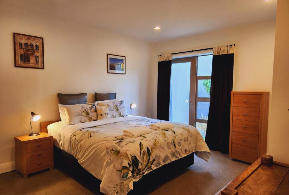 Lake Street Queenstown - Queenstown, New Zealand