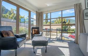 Lake Street Queenstown - Queenstown, New Zealand