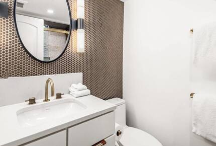 Plush Aspen Getaway - Aspen, Colorado