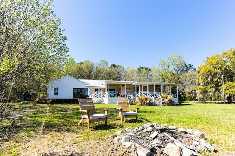 St Johns Riverfront Home - Johns Island, South Carolina