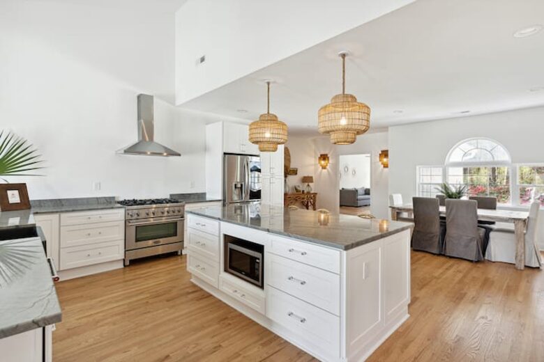 St Johns Riverfront Home - Johns Island, South Carolina