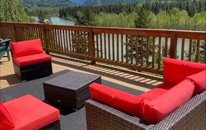 Glacier Area Retreat with River & Mountain Views - Columbia Falls, Montana