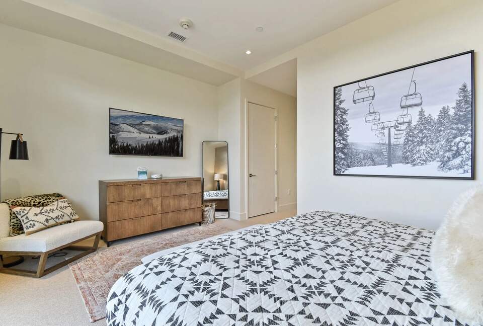 Ski-In/Ski-Out Penthouse in the Heart of Canyons Village - Park City, Utah