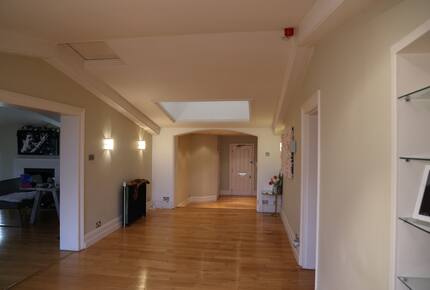 Swan Lake Penthouse Escape - Rickmansworth, United Kingdom