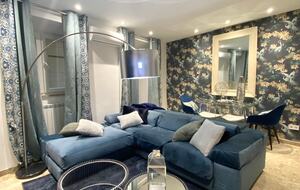 Historic Center Comfort Near the Royal Palace - Madrid, Spain