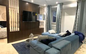 Historic Center Comfort Near the Royal Palace - Madrid, Spain