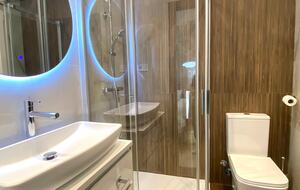 Historic Center Comfort Near the Royal Palace - Madrid, Spain